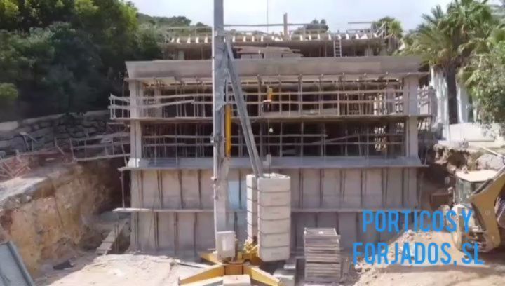 Tridimensional!!! A otro nivel.
#estructuras #construccion #viviendaunifamiliar #estructuradehormigón #lifestyle #luxuryhome #constructoraibiza #porticosyforjados